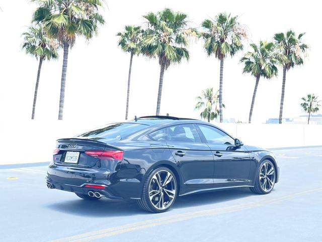 Photo of 2022 BLACK Audi S5