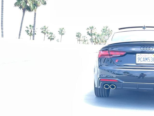 Photo of 2022 BLACK Audi S5