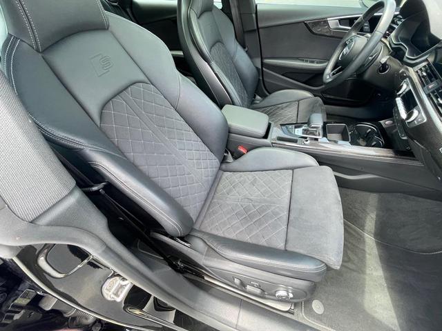 Photo of 2022 BLACK Audi S5