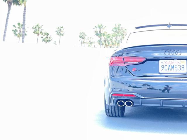 Photo of 2022 BLACK Audi S5