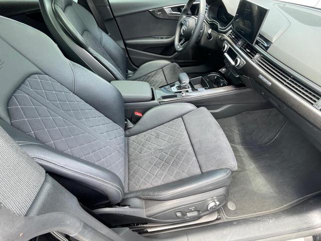 Photo of 2022 BLACK Audi S5