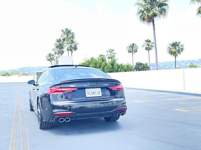 Photo of 2022 BLACK Audi S5