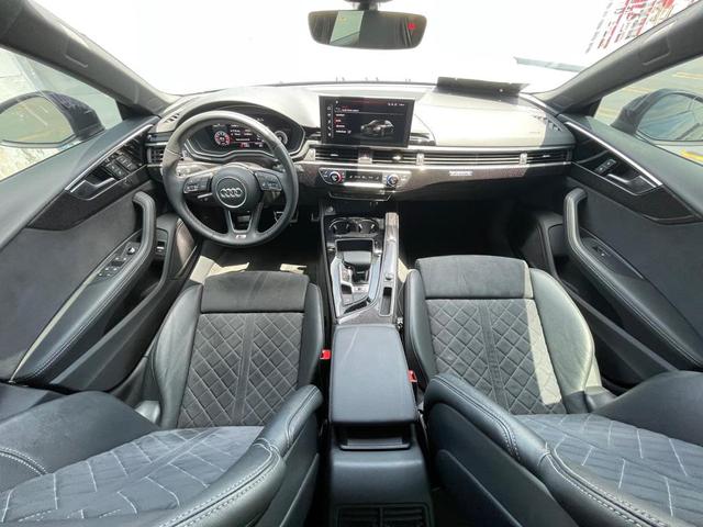 Photo of 2022 BLACK Audi S5