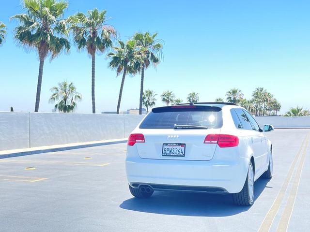 Photo of 2013 WHITE Audi A3