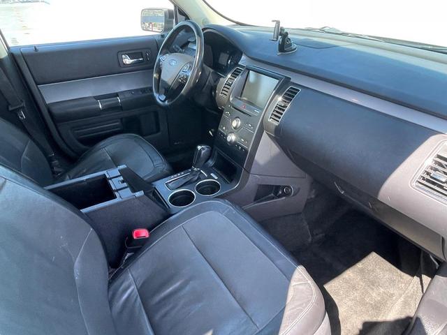 Photo of 2015 GRAY Ford Flex