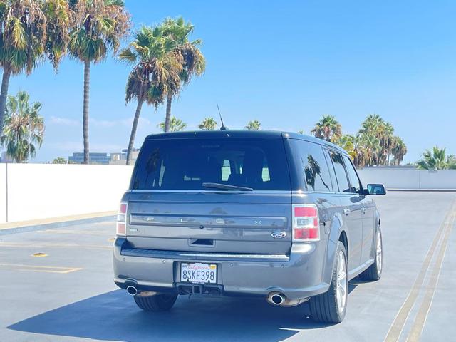 Photo of 2015 GRAY Ford Flex