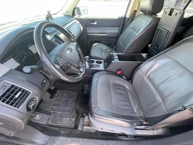 Photo of 2015 GRAY Ford Flex