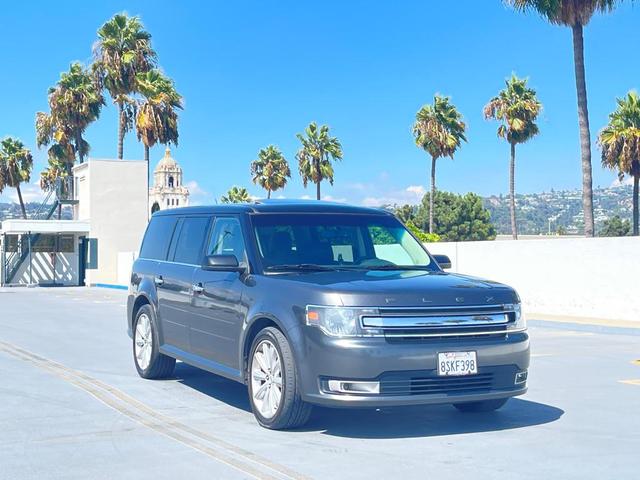Photo of 2015 GRAY Ford Flex