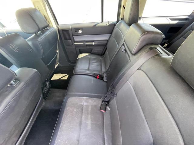 Photo of 2015 GRAY Ford Flex