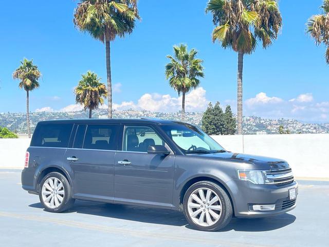 Photo of 2015 GRAY Ford Flex