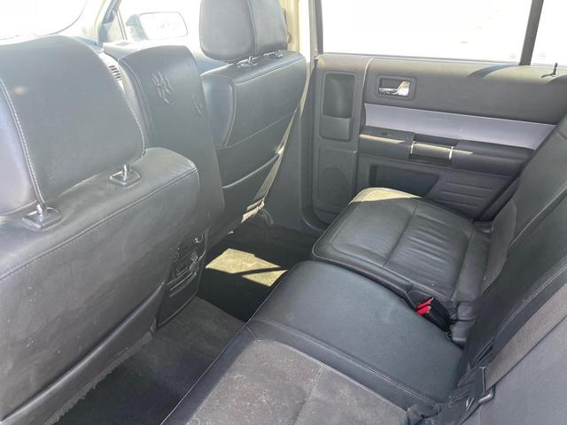 Photo of 2015 GRAY Ford Flex