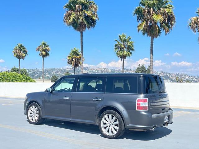 Photo of 2015 GRAY Ford Flex