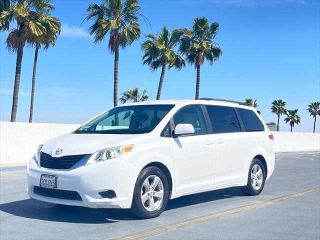 2012 Toyota Sienna