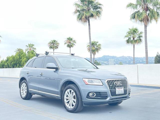 Photo of 2015 GRAY Audi Q5