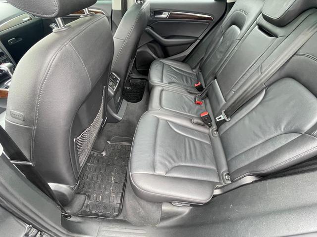 Photo of 2015 GRAY Audi Q5