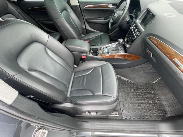 Photo of 2015 GRAY Audi Q5