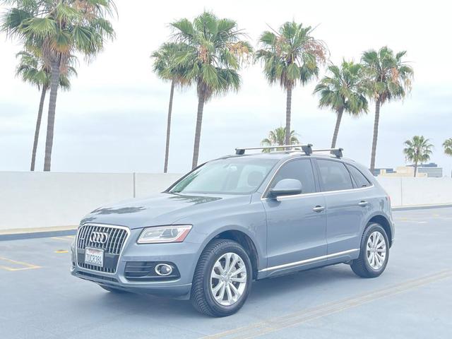 Photo of 2015 GRAY Audi Q5