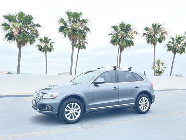 Photo of 2015 GRAY Audi Q5