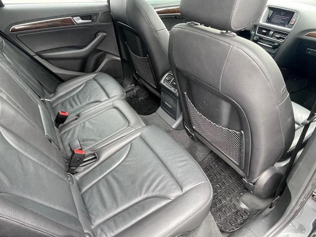 Photo of 2015 GRAY Audi Q5