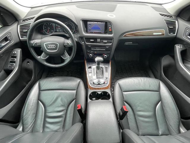 Photo of 2015 GRAY Audi Q5
