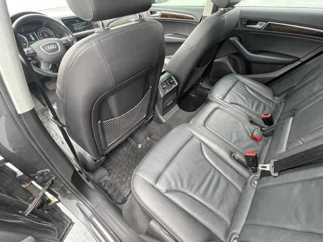 Photo of 2015 GRAY Audi Q5