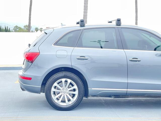 Photo of 2015 GRAY Audi Q5