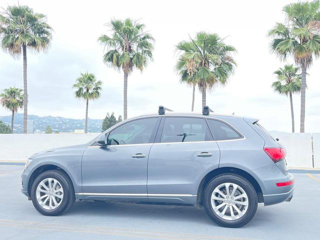 Photo of 2015 GRAY Audi Q5
