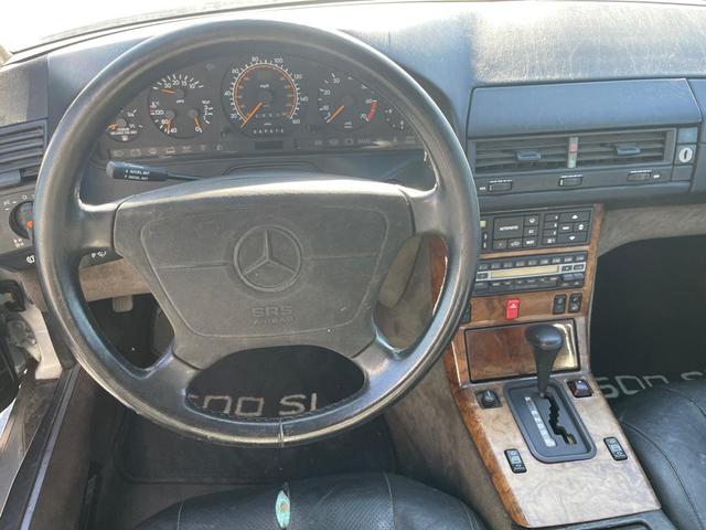Photo of 1992 SILVER Mercedes-Benz 500SL