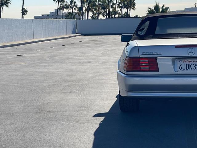 Photo of 1992 SILVER Mercedes-Benz 500SL