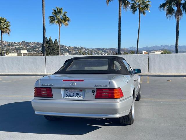 Photo of 1992 SILVER Mercedes-Benz 500SL