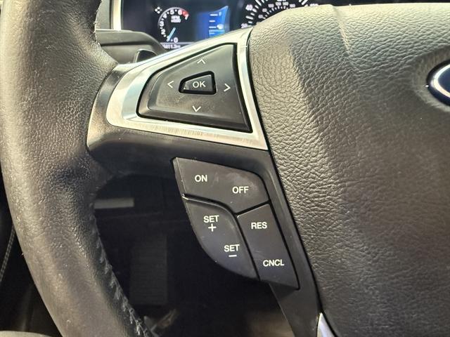 Photo of 2015 Ingot Silver Ford Edge