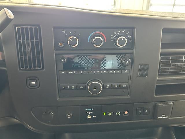 Photo of 2021 Summit White Chevrolet Express 3500