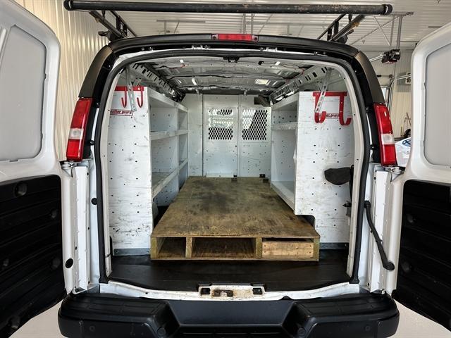 Photo of 2021 Summit White Chevrolet Express 3500