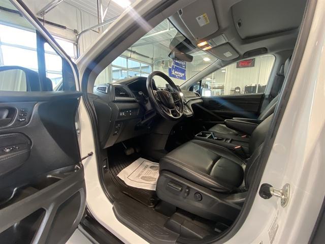 Photo of 2021 Platinum White Pearl Honda Odyssey
