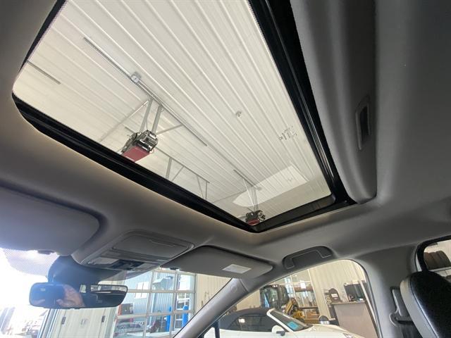Photo of 2021 Platinum White Pearl Honda Odyssey