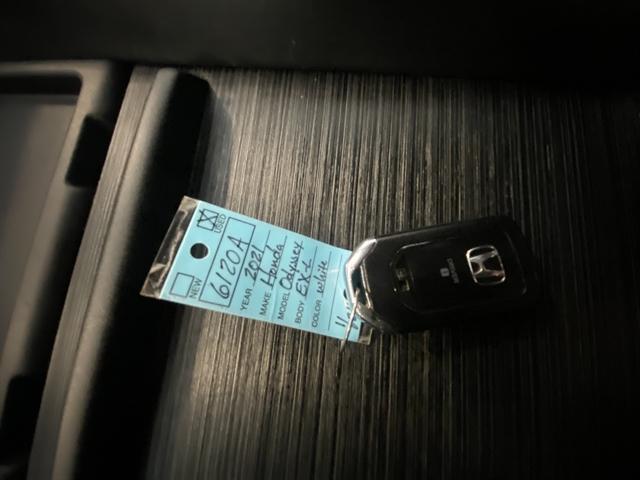 Photo of 2021 Platinum White Pearl Honda Odyssey