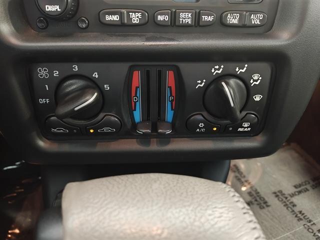 Photo of 2003 Superior Blue Chevrolet Monte Carlo