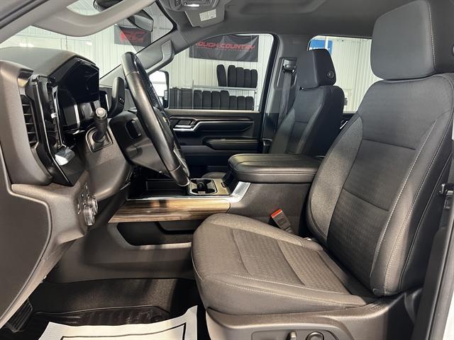 Photo of 2024 Black Chevrolet Silverado 3500