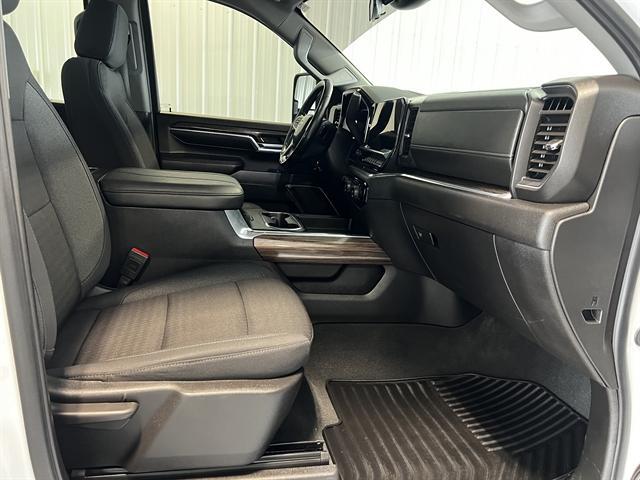 Photo of 2024 Black Chevrolet Silverado 3500