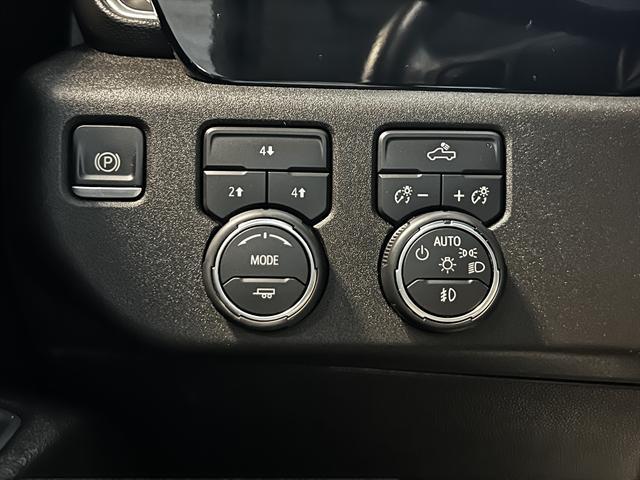 Photo of 2024 Black Chevrolet Silverado 3500
