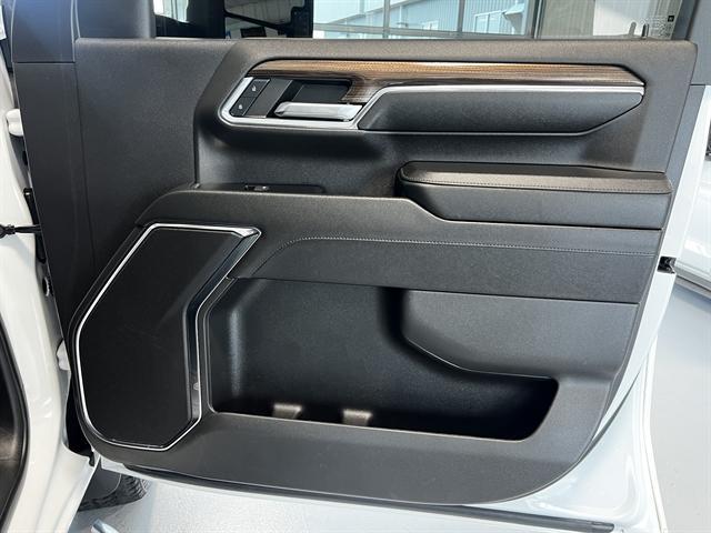 Photo of 2024 Black Chevrolet Silverado 3500