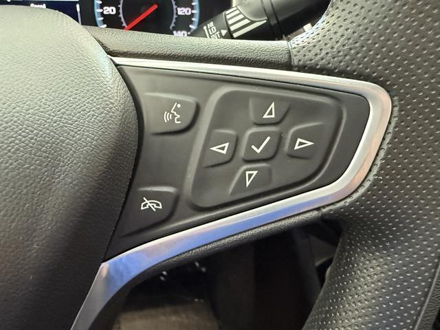 Photo of 2023 Summit White Chevrolet Malibu