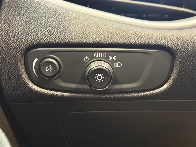Photo of 2023 Summit White Chevrolet Malibu