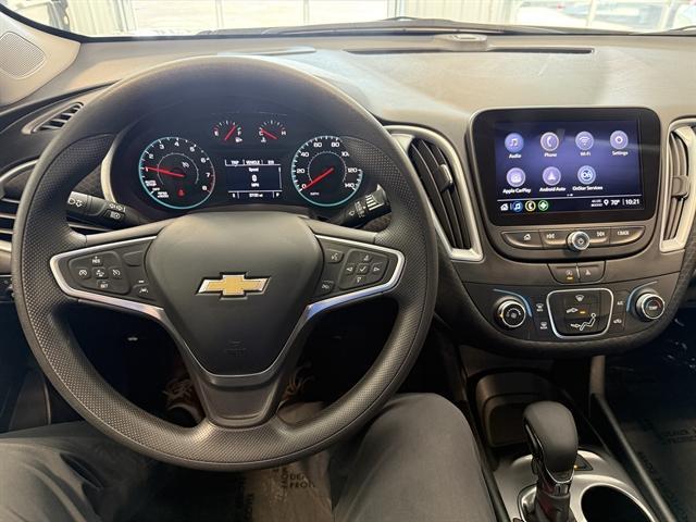 Photo of 2023 Summit White Chevrolet Malibu