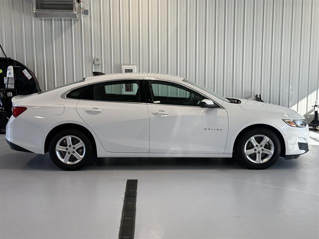 Photo of 2023 Summit White Chevrolet Malibu