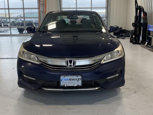 Photo of 2017 Obsidian Blue Pearl Honda Accord
