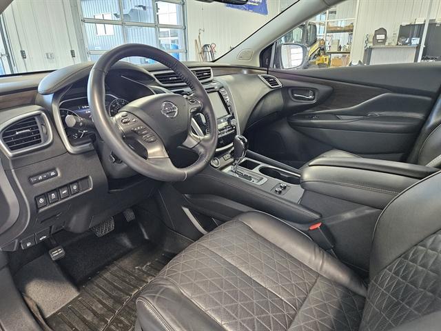 Photo of 2020 Cayenne Red Metallic Nissan Murano