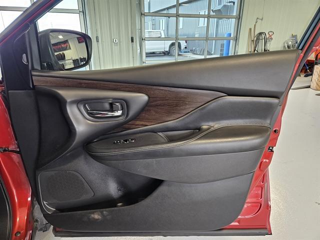 Photo of 2020 Cayenne Red Metallic Nissan Murano