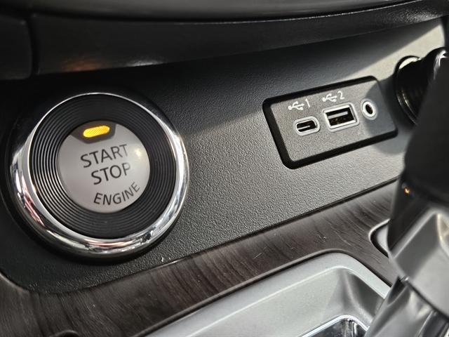 Photo of 2020 Cayenne Red Metallic Nissan Murano