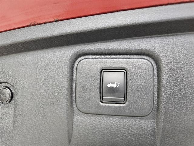 Photo of 2020 Cayenne Red Metallic Nissan Murano